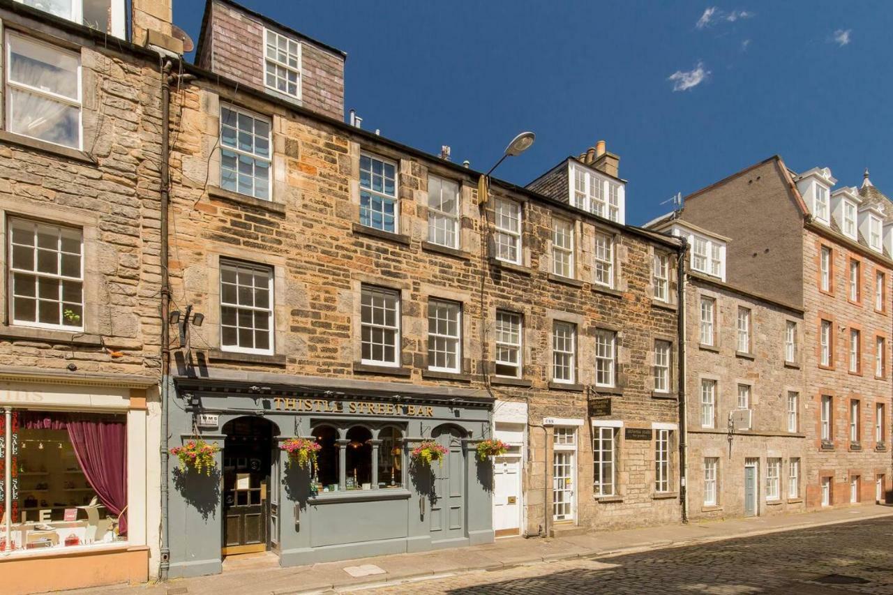 Ferienwohnung Altido Elegant Georgian 2-Bedrm Apt In Heart Of Old Town Edinburgh Exterior foto